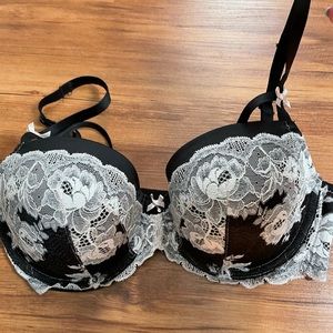 Victoria’s Secret Dream Angels Demi Bra